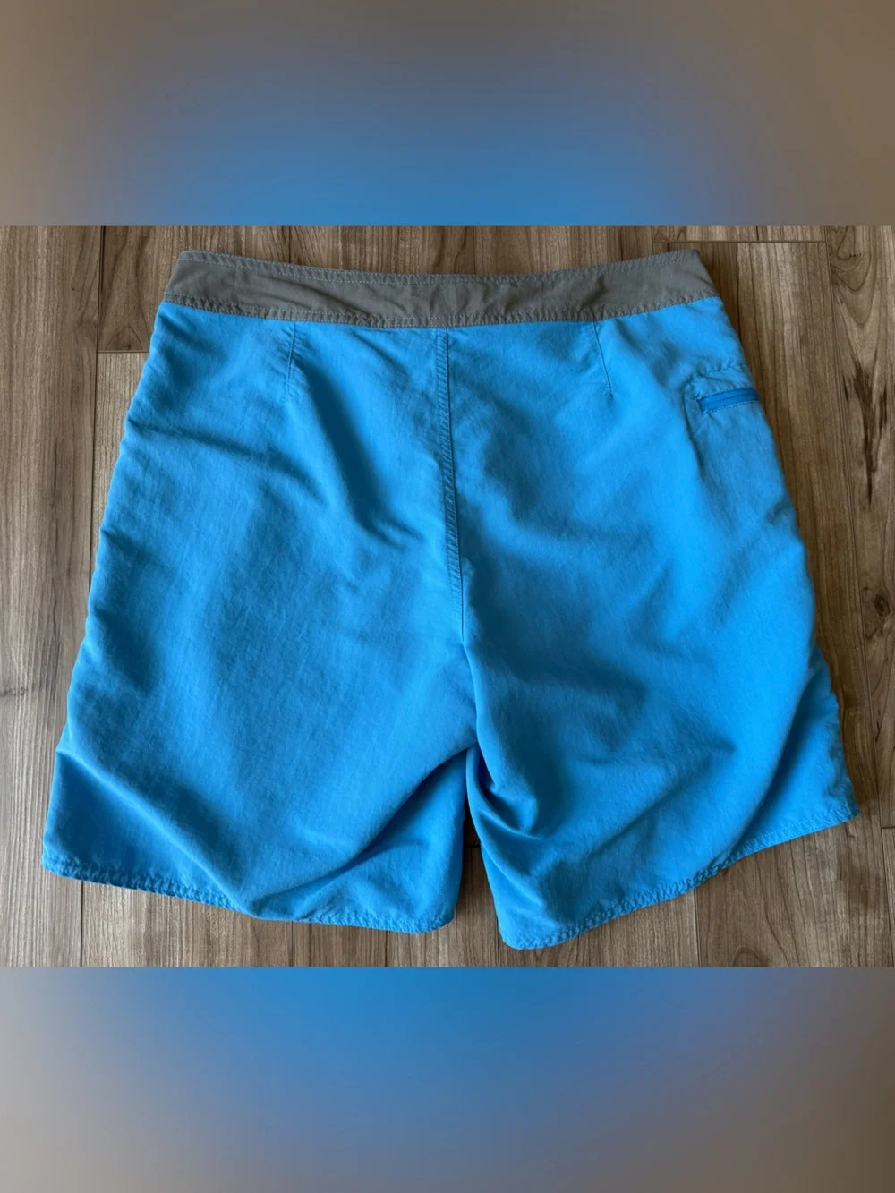 Patagonia® Men’s Wavefarer® Boardshorts 19'' Style #86622 Swim Trunks Blue Sz 33